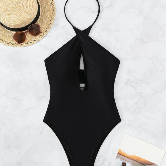 Solid Halter One Piece - Picture 3 of 4